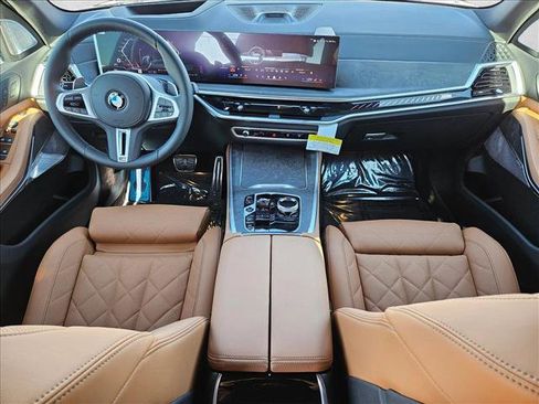 New 2026 BMW X5 M60i image 18