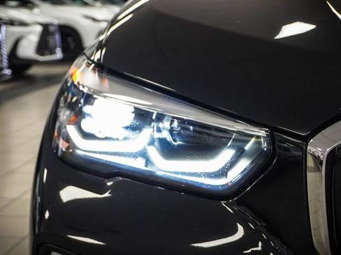 Used 2019 BMW X5 xDrive40i w/ Premium Package 2 AWD/4WD image 26