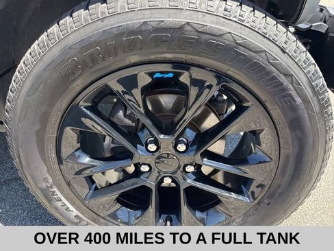 Used 2023 Jeep Wrangler Unlimited Sahara AWD/4WD image 16