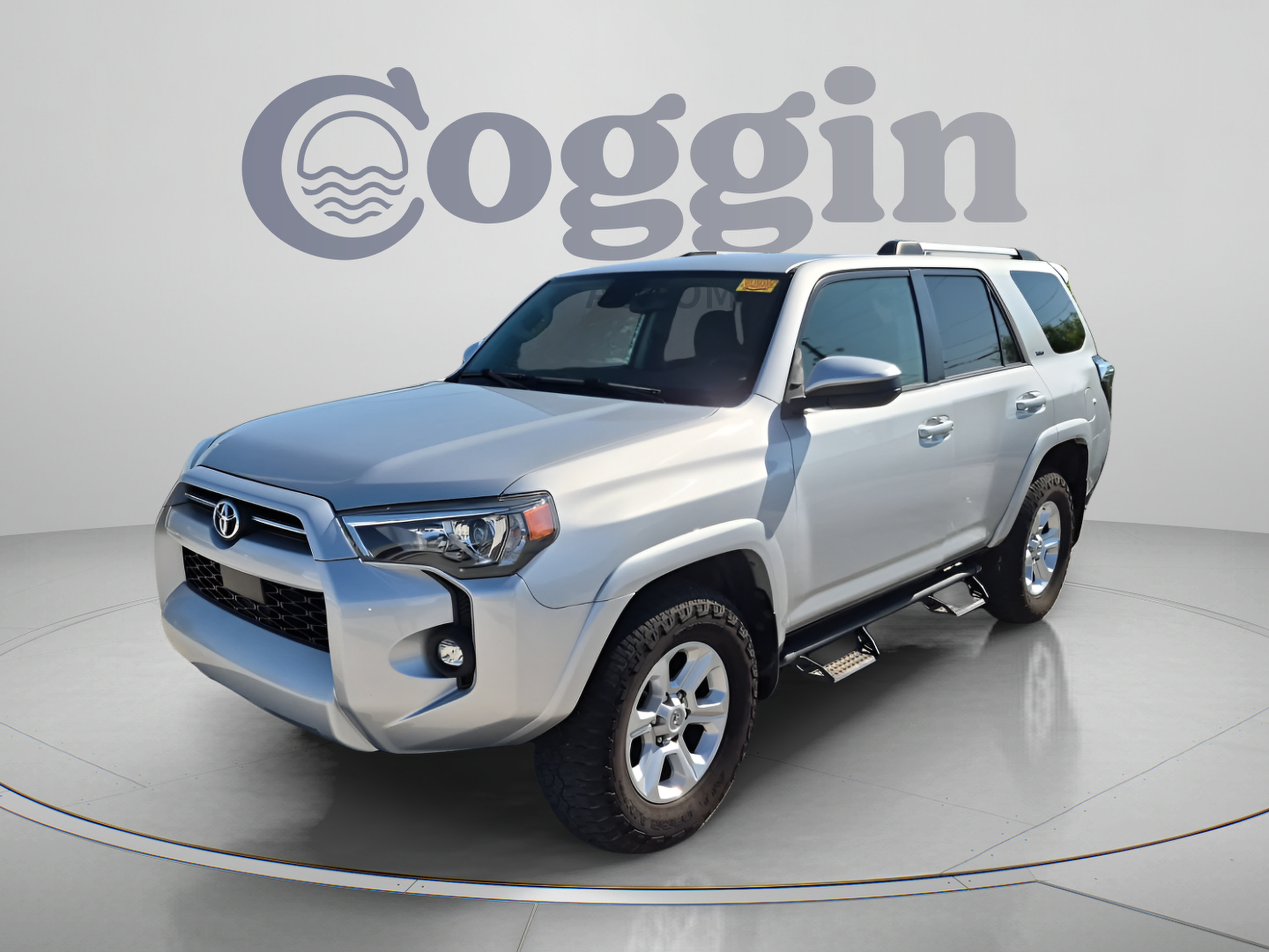 Used 2021 Toyota 4Runner SR5 AWD/4WD image 1