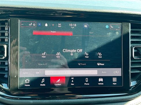 Used 2024 Dodge Durango GT image 16