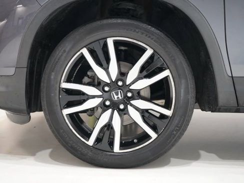 Used 2022 Honda Pilot Touring image 13