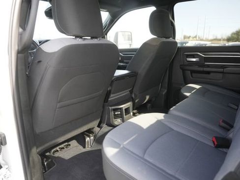 Used 2024 RAM 3500 Big Horn image 11