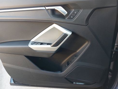 Used 2022 Audi Q3 2.0T Premium Plus w/ Premium Plus Package image 32