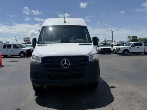 Used 2026 Mercedes-Benz Sprinter 2500 image 3