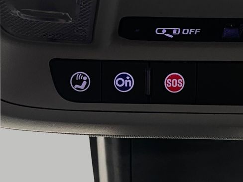 Used 2021 Chevrolet Malibu LT image 25