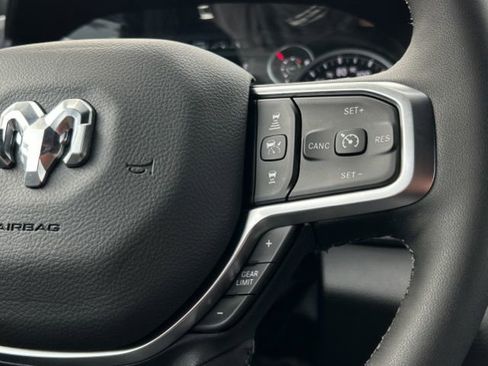 New 2026 RAM 1500 Big Horn AWD/4WD image 34