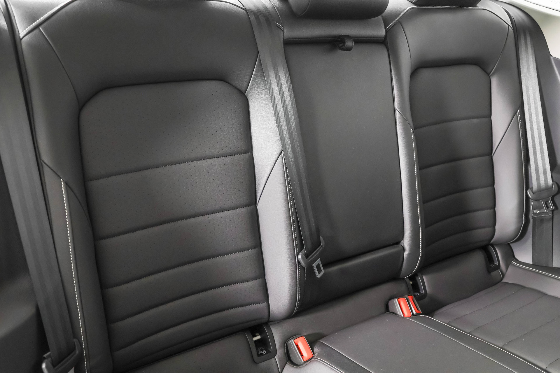 Used 2024 Volkswagen Jetta SE w/ Panoramic Sunroof Package FWD image 42