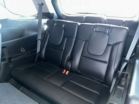 Certified 2021 Ford Explorer XLT w/ Equipment Group 202A image 14