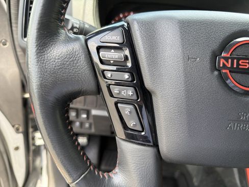 Used 2024 Nissan Frontier PRO-4X w/ Technology Package AWD/4WD image 25