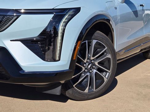 New 2026 Cadillac Optiq Sport 1 image 7