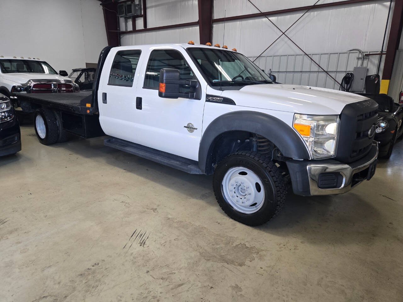 Used 2016 Ford F550 4x4 Crew Cab Super Duty image 8