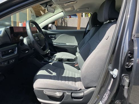 Used 2025 Kia K4 EX FWD image 14