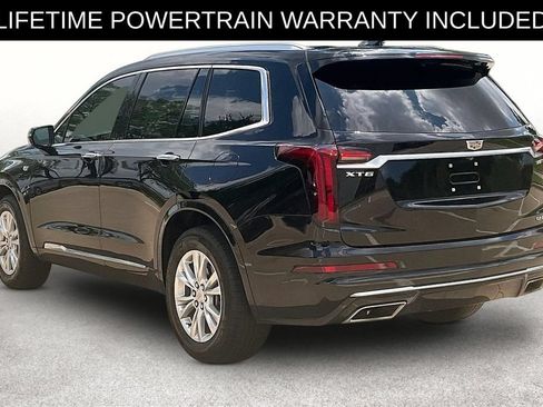 Used 2024 Cadillac XT6 Luxury FWD image 11