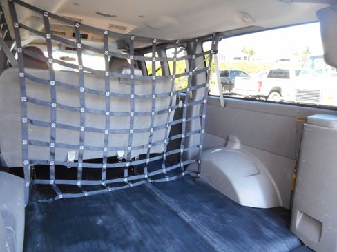 Used 2010 Chevrolet Express 1500 LS image 20