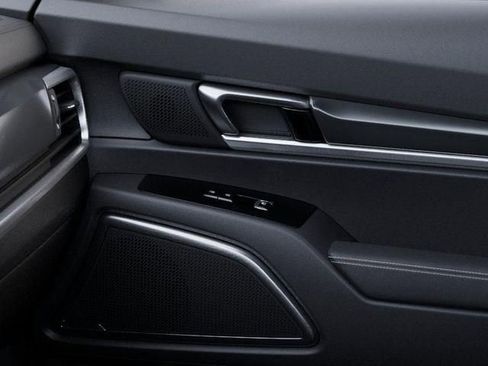 New 2025 Kia Telluride S FWD image 30