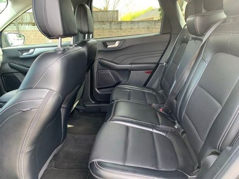 Used 2024 Ford Escape Platinum image 16