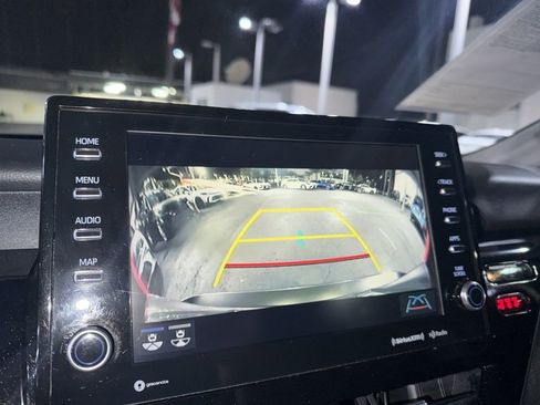 Used 2021 Toyota Camry XLE image 30