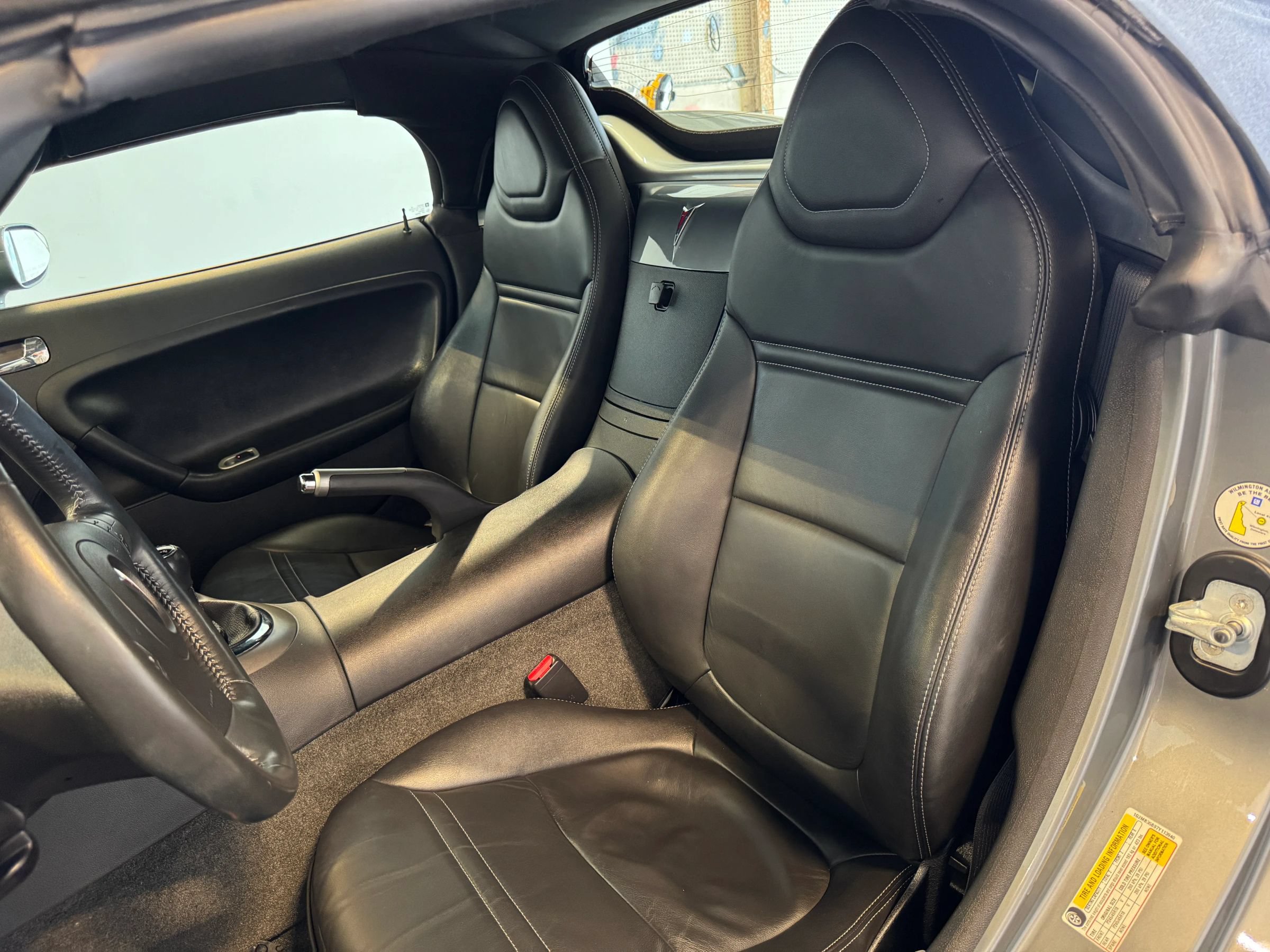 Used 2007 Pontiac Solstice Convertible w/ Premium Package RWD image 10