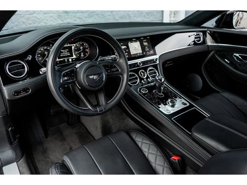 Used 2023 Bentley Continental GT V8 image 31