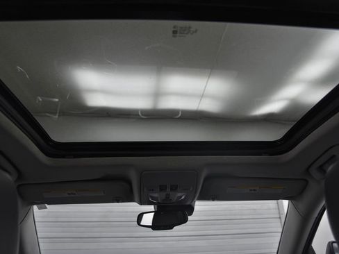 Used 2015 Cadillac SRX Luxury w/ Driver Awareness Package image 26