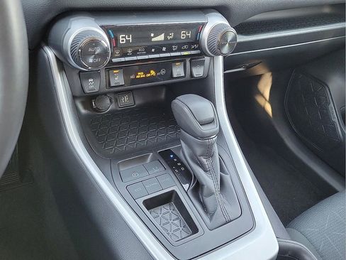 Used 2025 Toyota RAV4 XLE w/ Weather Package image 17