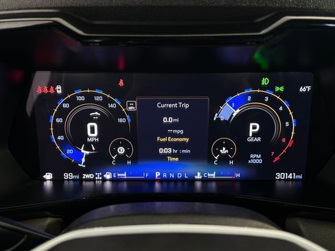 Used 2024 Chevrolet Colorado ZR2 w/ ZR2 Bison Edition image 18