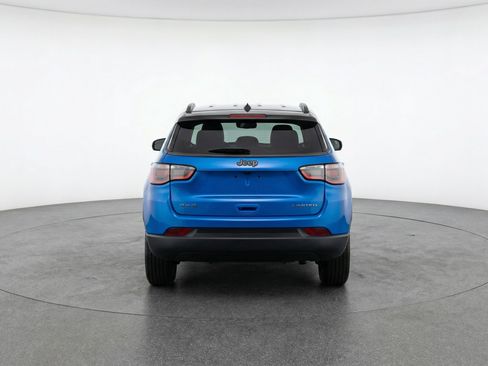 Used 2025 Jeep Compass Trailhawk AWD/4WD image 7