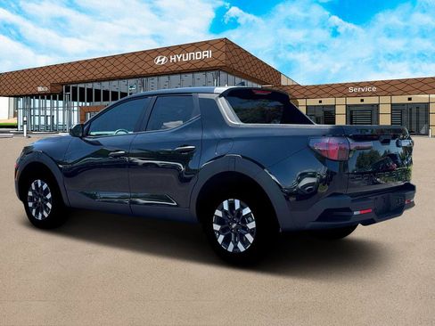 New 2026 Hyundai Santa Cruz SE FWD image 4