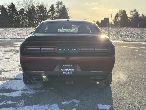 Used 2018 Dodge Challenger R/T w/ Blacktop Package image 12