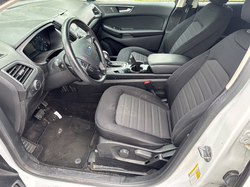 Used 2018 Ford Edge SE FWD image 7