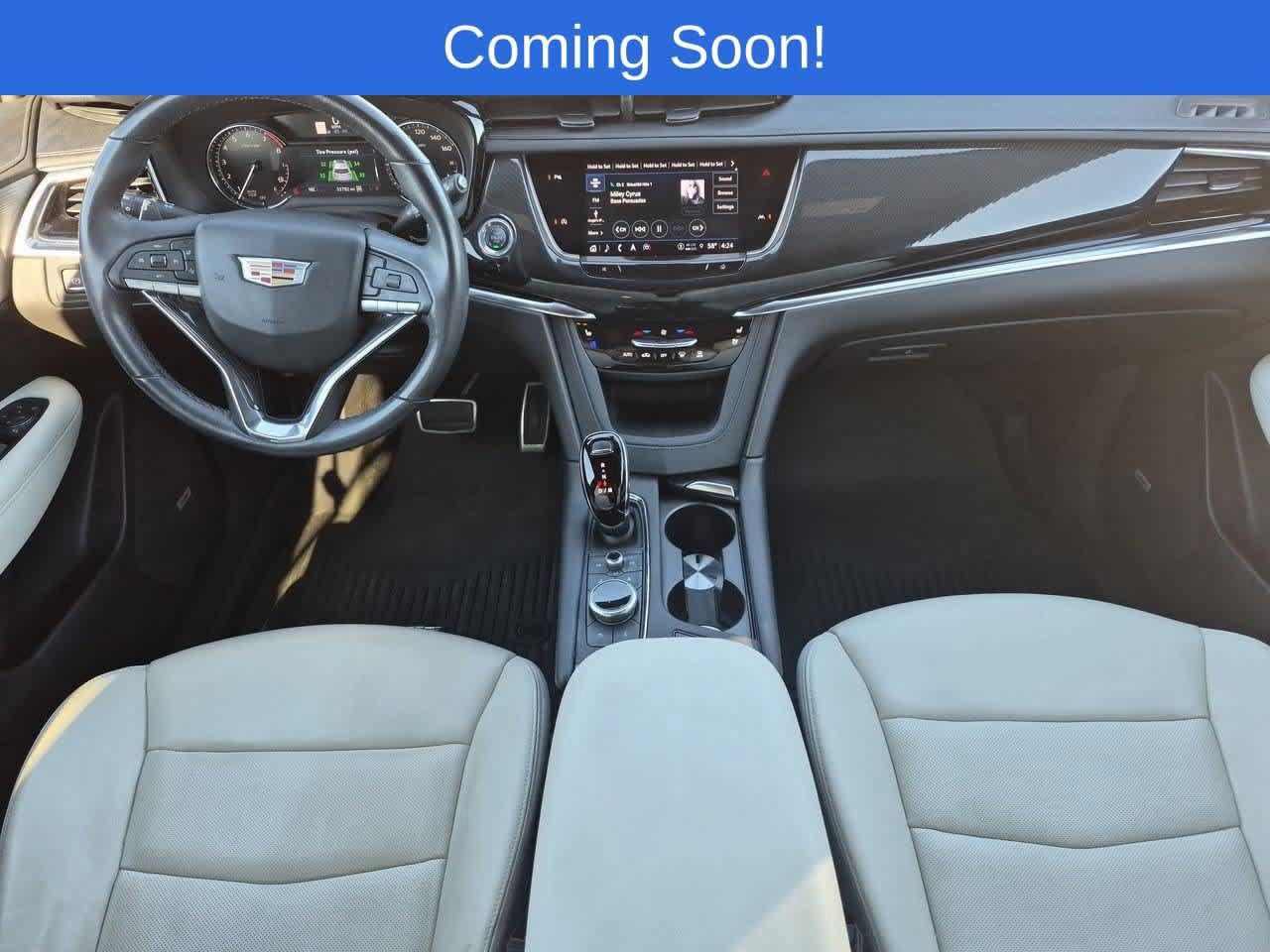 Used 2024 Cadillac XT6 Sport w/ LPO, Floor Liner Package AWD/4WD image 15