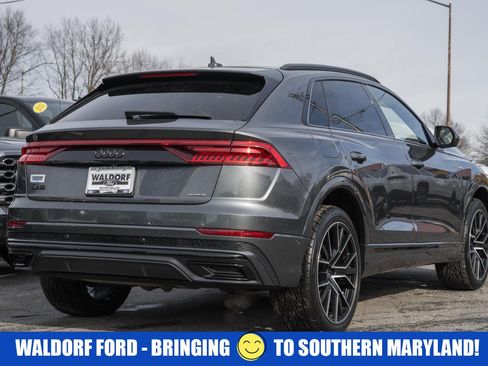 Used 2021 Audi Q8 Prestige w/ Prestige Package image 5