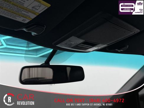 Used 2016 Ford Explorer XLT w/ Equipment Group 202A image 37