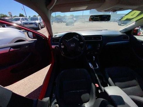 Used 2014 Volkswagen Jetta SE FWD image 30