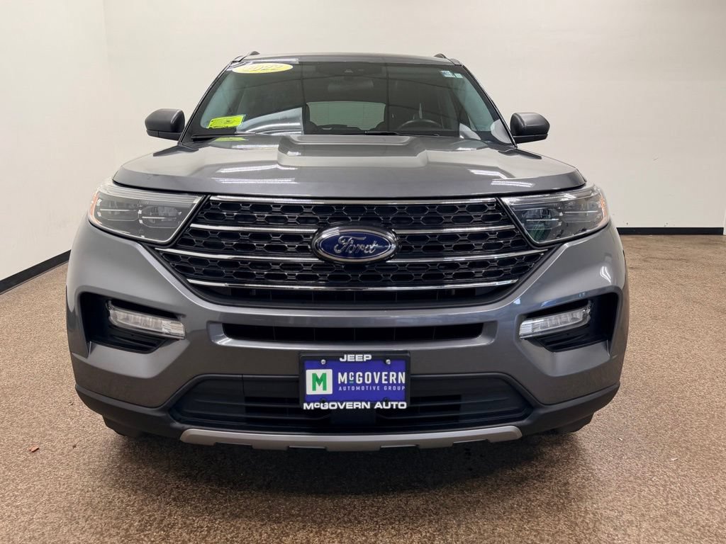 Used 2022 Ford Explorer XLT w/ Equipment Group 202A AWD/4WD image 9