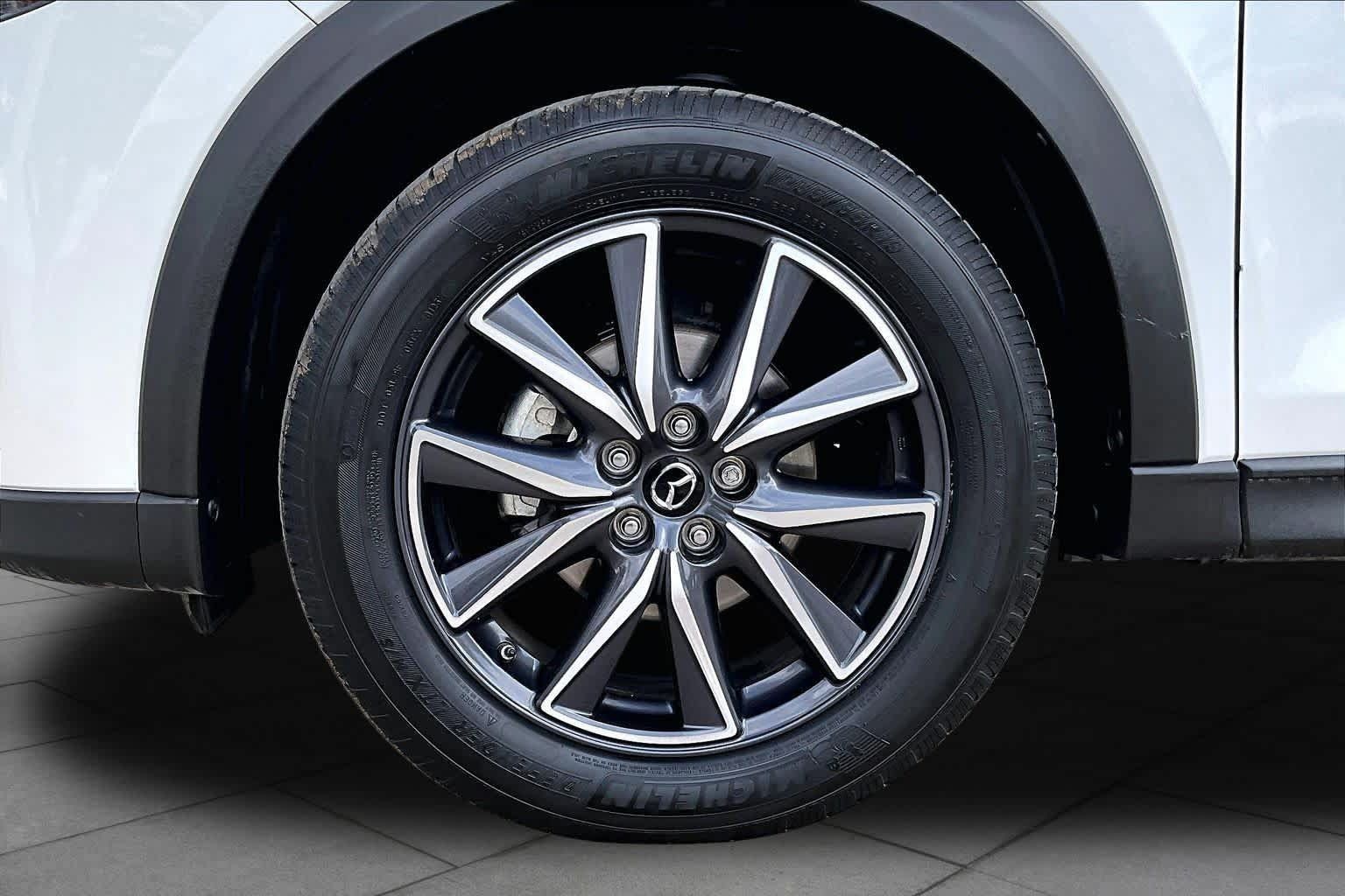 Used 2018 MAZDA CX-5 Grand Touring w/ Premium Package AWD/4WD image 11