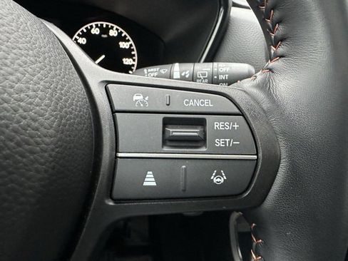 Used 2025 Honda CR-V Sport-L image 16