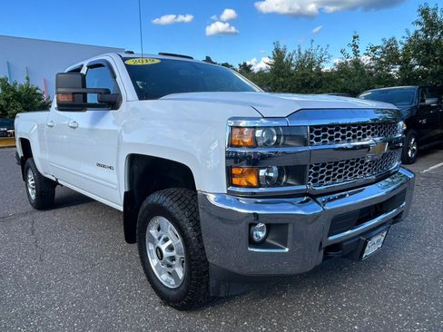 Used 2019 Chevrolet Silverado 2500 LT w/ LT Convenience Package AWD/4WD image 3