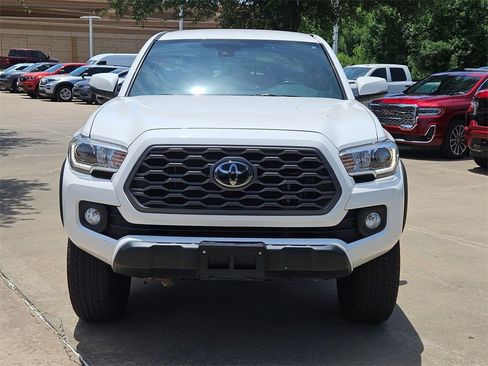 Used 2021 Toyota Tacoma TRD Off-Road w/ Technology Package image 3