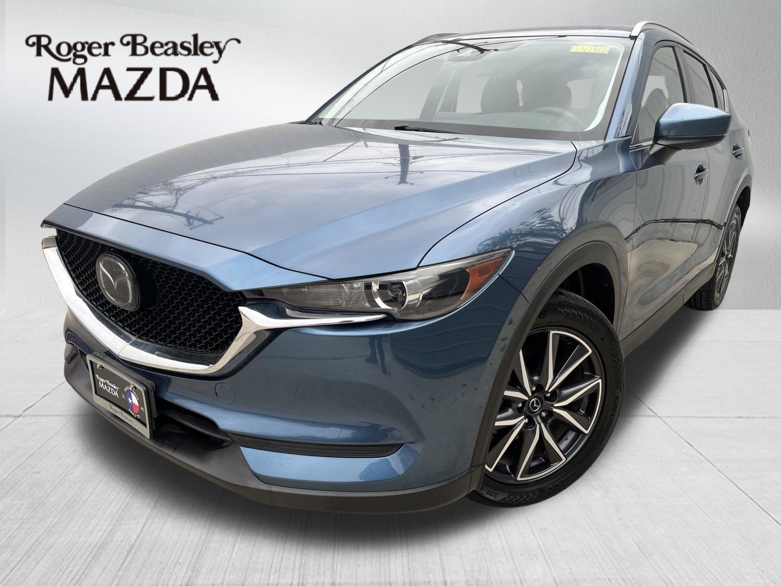 Used 2018 MAZDA CX-5 Touring FWD image 1