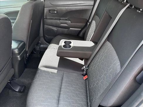 Used 2021 Mitsubishi Outlander Sport ES FWD image 16