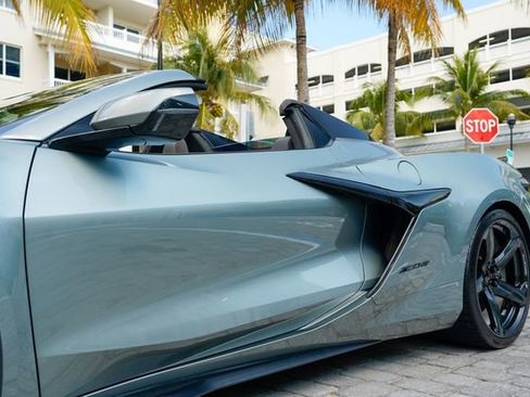 Used 2024 Chevrolet Corvette Z06 w/ Stealth Interior Trim Package image 11