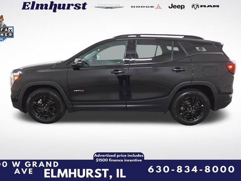 Used 2024 GMC Terrain AT4 image 2