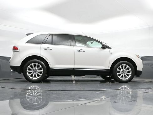 Used 2015 Lincoln MKX AWD w/ Equipment Group 102A image 33