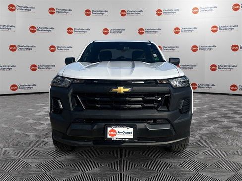 Used 2024 Chevrolet Colorado W/T image 8