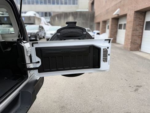 Used 2022 Jeep Wrangler Unlimited Sport image 27