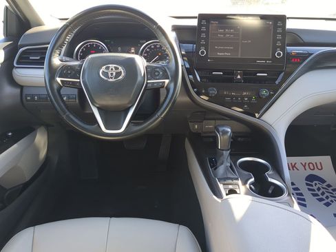 Used 2023 Toyota Camry XLE image 27