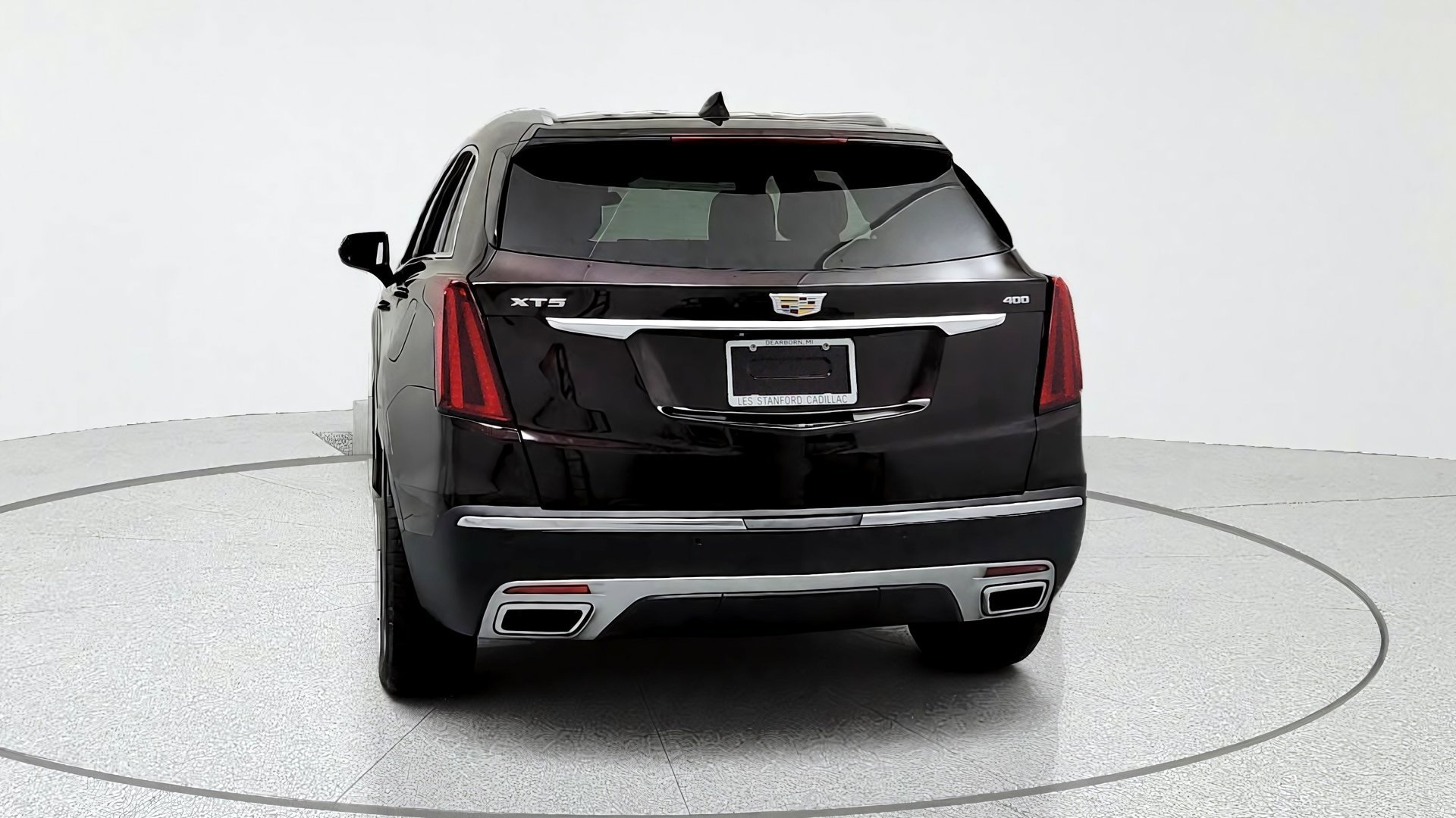 Used 2020 Cadillac XT5 Premium Luxury w/ LPO, Floor Liner Package FWD image 4