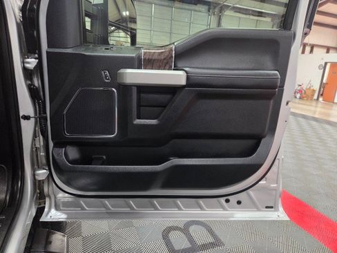 Used 2019 Ford F250 Lariat w/ Lariat Ultimate Package image 39